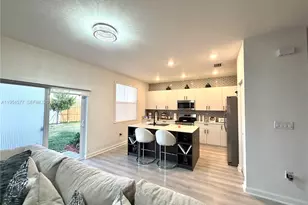 2661 SE 24th Ct, Homestead, FL 33035 - Photo 15