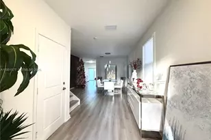 2661 SE 24th Ct, Homestead, FL 33035 - Photo 3