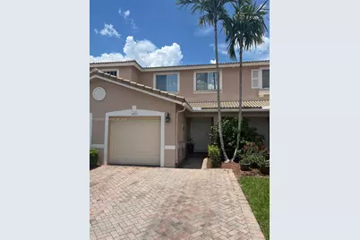 5923 E Abbey Rd #5923, Tamarac, FL 33321 - Photo 1
