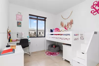 541 SW 91st Ct, Miami, FL 33174 - Photo 13