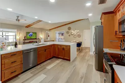 1130 NW 78th Ter, Plantation, FL 33322 - Photo 5