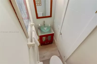 1130 NW 78th Ter, Plantation, FL 33322 - Photo 29