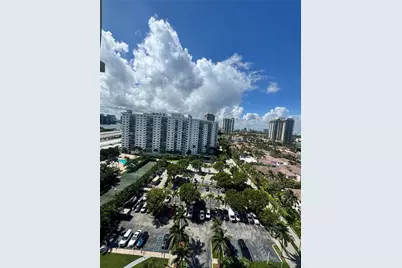 19370 Collins Ave #1520, Sunny Isles Beach, FL 33160 - Photo 27