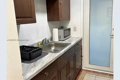 4485 SW 7th St, Miami, FL 33134 - Photo 7