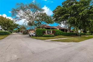 714 NW 103rd Terrace, Pembroke Pines, FL 33026 - Photo 33