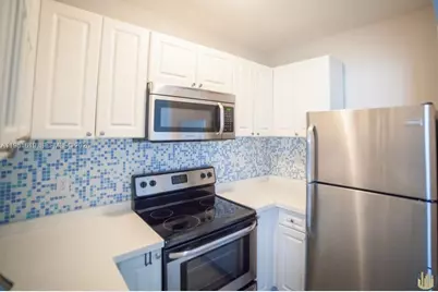 53 NE 49th St #2, Miami, FL 33137 - Photo 5