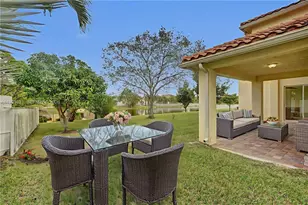 751 SW 191st Ave, Pembroke Pines, FL 33029 - Photo 5