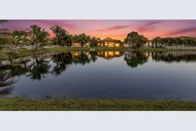 751 SW 191st Ave, Pembroke Pines, FL 33029 - Photo 3