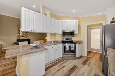 10653 SW Hartwick Dr, Port Saint Lucie, FL 34987 - Photo 25