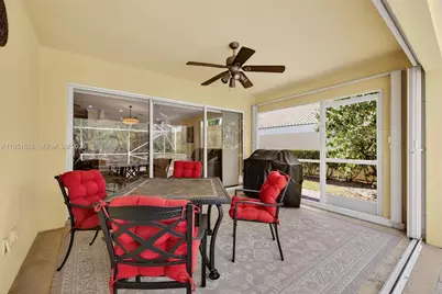 10653 SW Hartwick Dr, Port Saint Lucie, FL 34987 - Photo 7