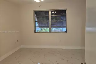 9402 SW 77th Ave, Miami, FL 33156 - Photo 5