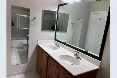 5907 Abbey Rd, Tamarac, FL 33321 - Photo 39