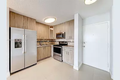 1800 NW 24th Ave #1020, Miami, FL 33125 - Photo 9