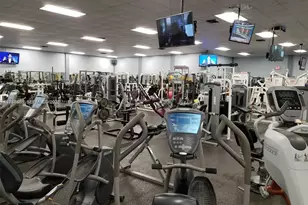 100 Lakeview Dr, Weston, FL 33326 - Photo 13