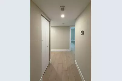 520 Brickell Key Dr #A1010, Miami, FL 33131 - Photo 27