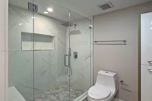 520 Brickell Key Dr, Miami, FL 33131 - Photo 19