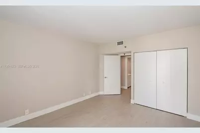 520 Brickell Key Dr #A1010, Miami, FL 33131 - Photo 19