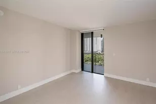 520 Brickell Key Dr, Miami, FL 33131 - Photo 17