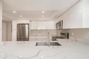 520 Brickell Key Dr, Miami, FL 33131 - Photo 13