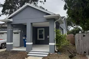 1535 13th St, Saint Petersburg, FL 33705 - Photo 1