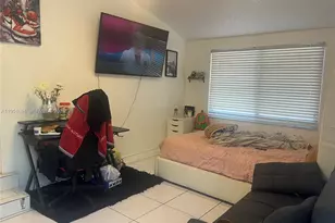 201 SW 51st Ct, Miami, FL 33134 - Photo 23