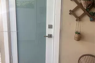 201 SW 51st Ct, Miami, FL 33134 - Photo 35