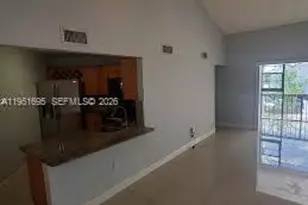 9417 Fontainebleau Blvd, Miami, FL 33172 - Photo 3