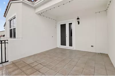 12444 NW 17th Mnr, Pembroke Pines, FL 33028 - Photo 41