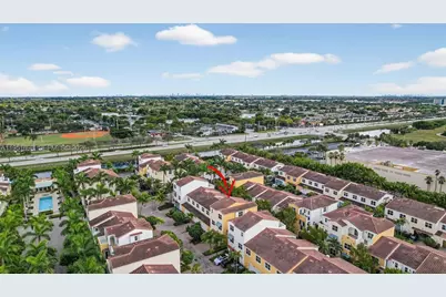 12444 NW 17th Mnr, Pembroke Pines, FL 33028 - Photo 51