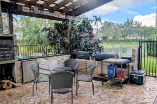 104 Dockside Cir, Weston, FL 33327 - Photo 45