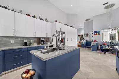 104 Dockside Cir, Weston, FL 33327 - Photo 9