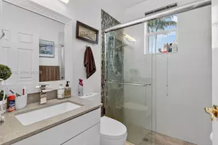 104 Dockside Cir, Weston, FL 33327 - Photo 21