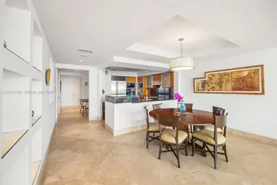 1331 Brickell Bay Dr #2807, Miami, FL 33131 - Photo 3