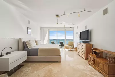 1331 Brickell Bay Dr #2807, Miami, FL 33131 - Photo 11