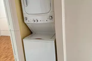 12527 NW 11th Ln, Miami, FL 33182 - Photo 9