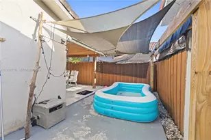 10358 NW 128th Terrace, Hialeah Gardens, FL 33018 - Photo 23