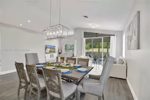 8795 NW 76th Pl, Tamarac, FL 33321 - Photo 7