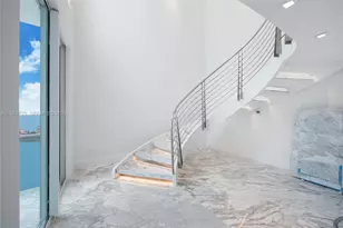 1000 S Pointe Dr, Miami Beach, FL 33139 - Photo 15