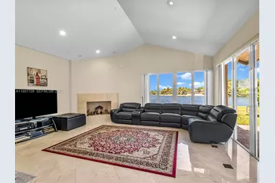 2710 Walkers Way, Weston, FL 33331 - Photo 15