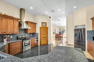 2710 Walkers Way, Weston, FL 33331 - Photo 21