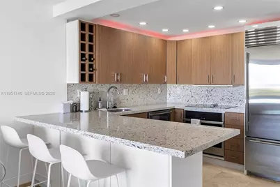 465 Ocean Dr #824, Miami Beach, FL 33139 - Photo 5