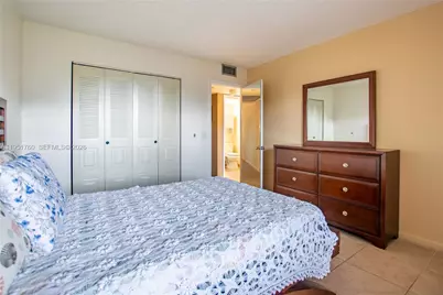 13475 SW 9th St #410A, Pembroke Pines, FL 33027 - Photo 9
