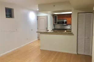 110 Washington Ave, Miami Beach, FL 33139 - Photo 3