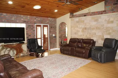 18801 NW 5th St, Pembroke Pines, FL 33029 - Photo 3