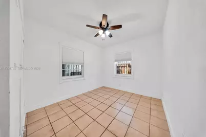 1624 NE 175th St, North Miami Beach, FL 33162 - Photo 17