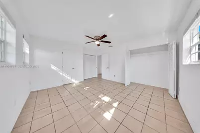1624 NE 175th St, North Miami Beach, FL 33162 - Photo 23