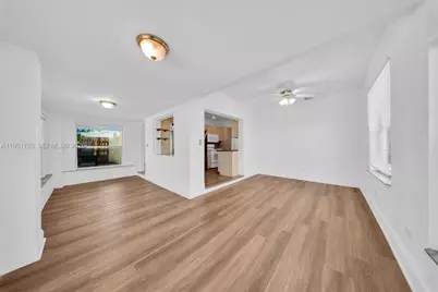 1624 NE 175th St, North Miami Beach, FL 33162 - Photo 7