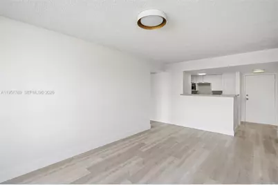 1010 NW 11th St #206, Miami, FL 33136 - Photo 11