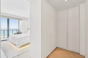 2201 Collins Ave, Miami Beach, FL 33139 - Photo 17