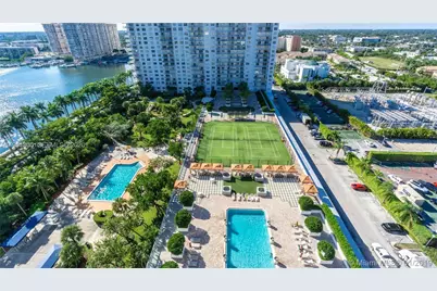 2801 NE 183rd St #709W, Aventura, FL 33160 - Photo 3